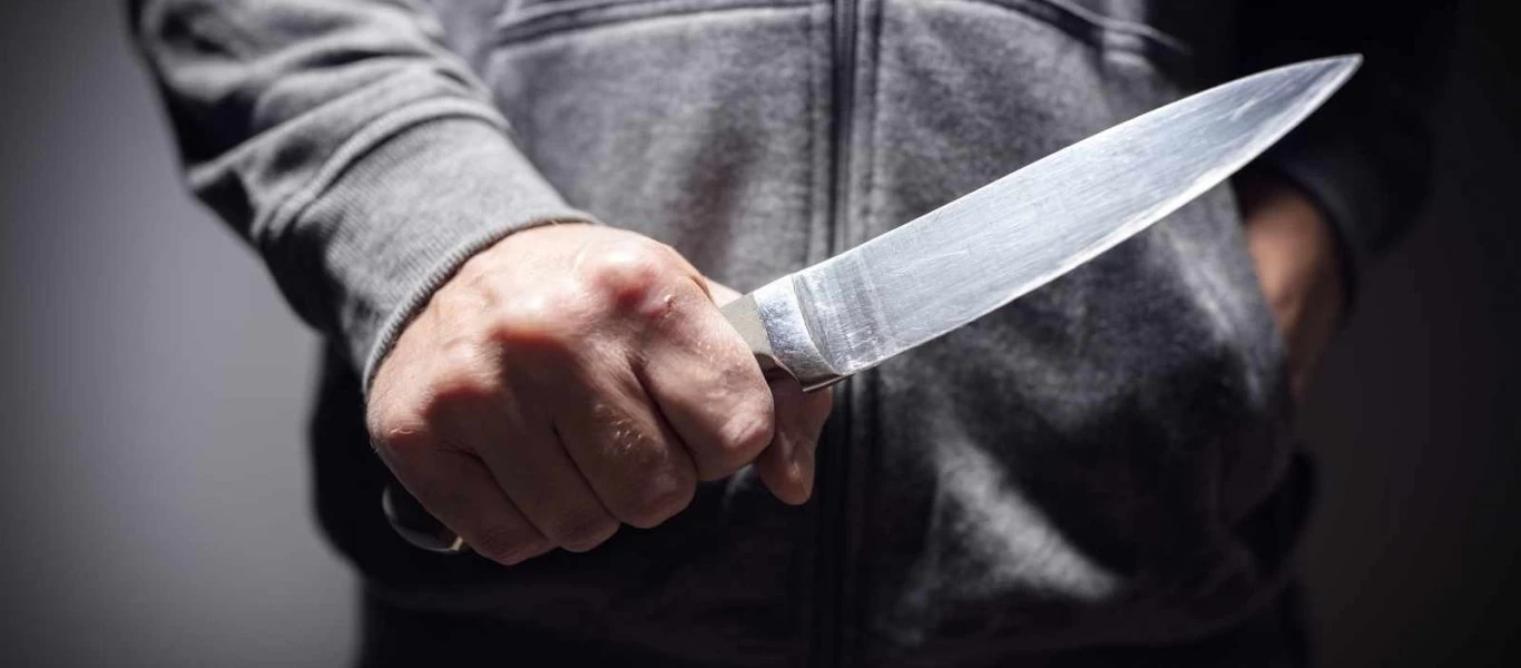 Θεσσαλονίκη: 24χρονος έπεσε θύμα ληστείας μέσα σε λεωφορείο - Γεωργιανός τον απείλησε με μαχαίρι